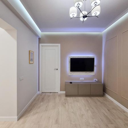 Botanica, 1 Bedroom Apartment With Living Кишинів Екстер'єр фото