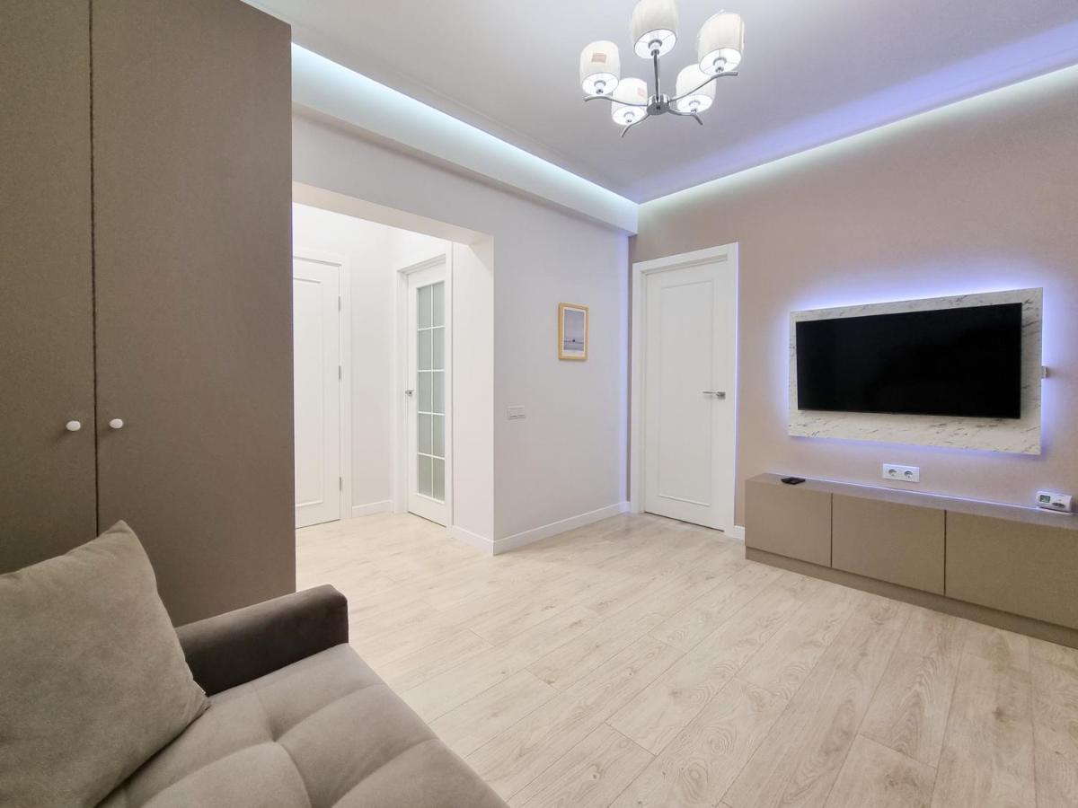 Botanica, 1 Bedroom Apartment With Living Кишинів Екстер'єр фото